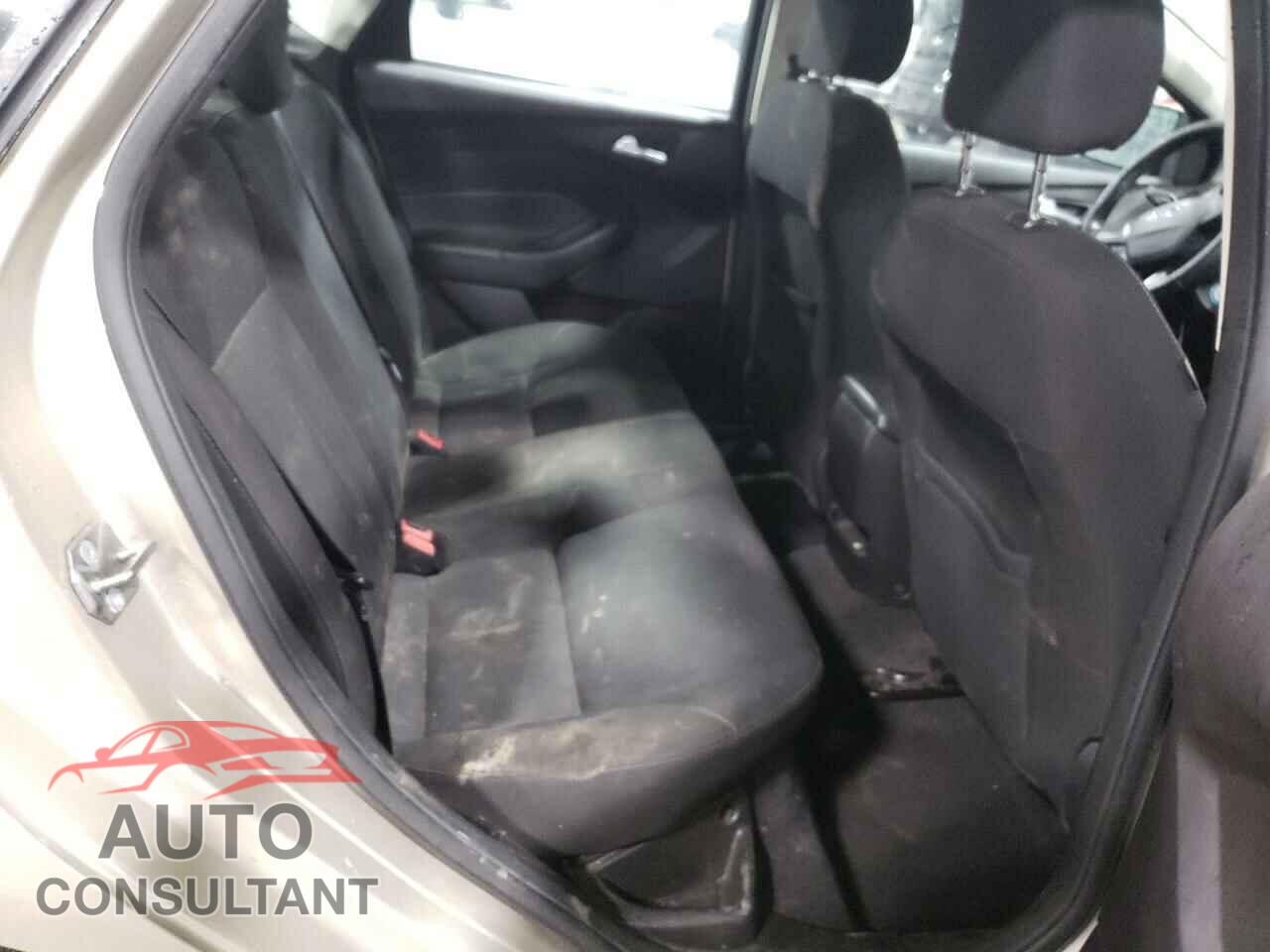 FORD FOCUS 2017 - 1FADP3F2XHL254726