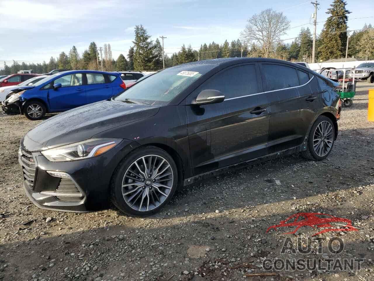 HYUNDAI ELANTRA 2018 - KMHD04LB8JU484091