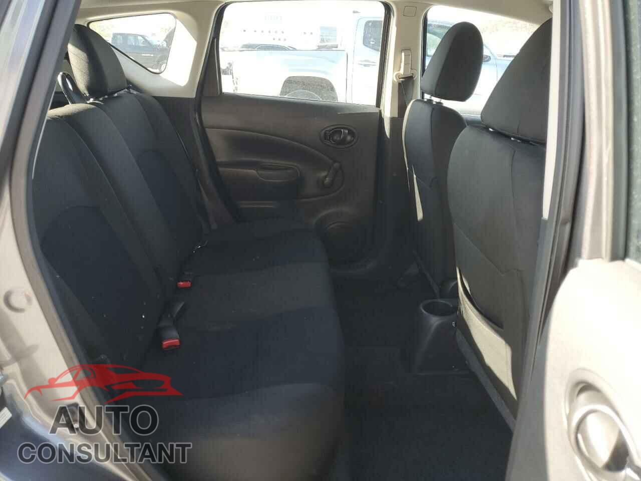 NISSAN VERSA 2017 - 3N1CE2CP3HL379273