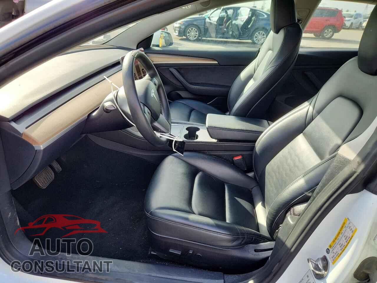 TESLA MODEL 3 2023 - 5YJ3E1EA0PF499013