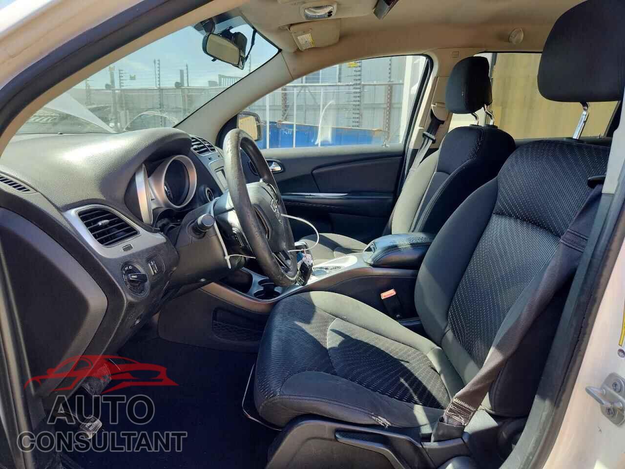 DODGE JOURNEY 2017 - 3C4PDCAB0HT700829