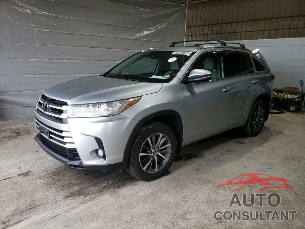 TOYOTA HIGHLANDER 2018 - 5TDJZRFH6JS890305
