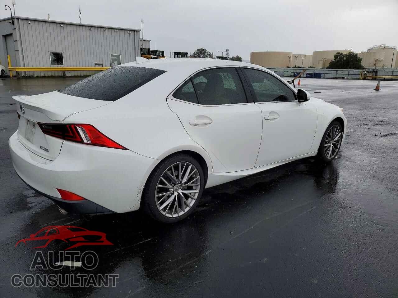 LEXUS IS 2015 - JTHBF1D22F5079013
