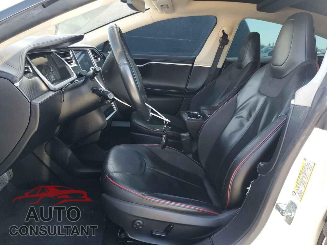 TESLA MODEL S 2013 - 5YJSA1DP9DFP07057