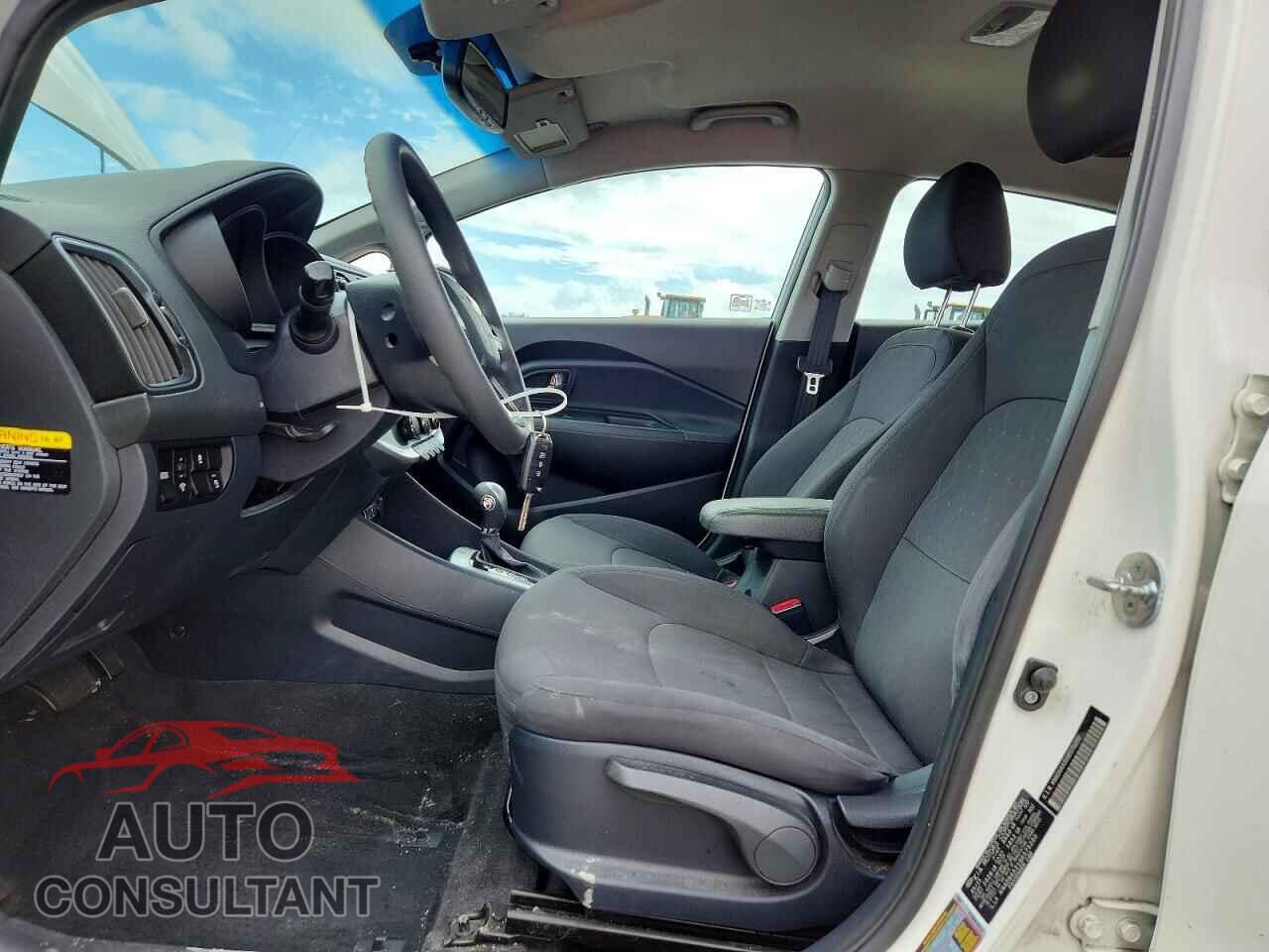 KIA RIO 2016 - KNADN4A31G6575280