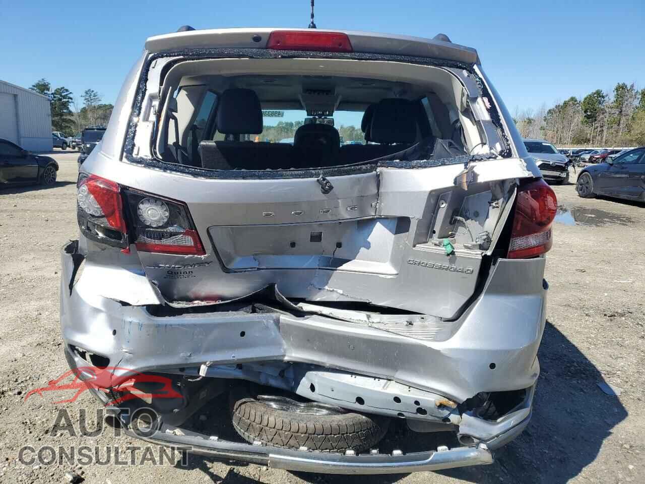 DODGE JOURNEY 2015 - 3C4PDCGG3FT679152