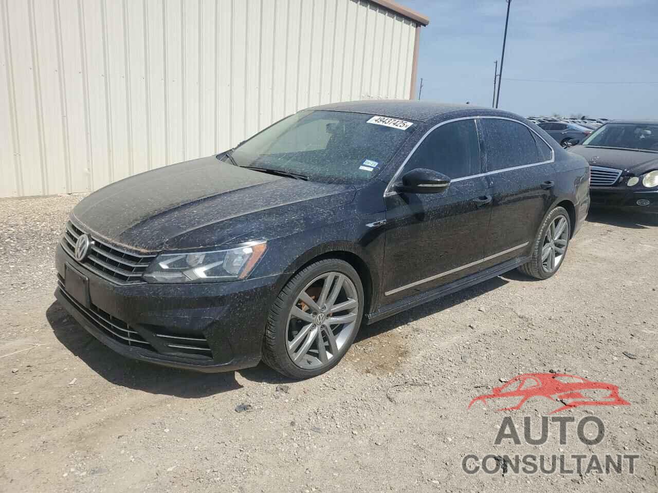 VOLKSWAGEN PASSAT 2017 - 1VWDT7A37HC036348