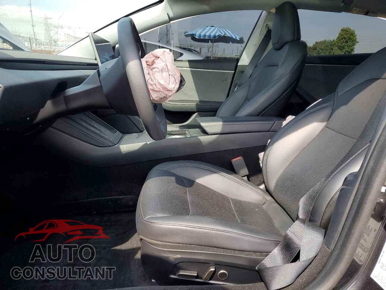 TESLA MODEL 3 2024 - 5YJ3E1EA9RF745138
