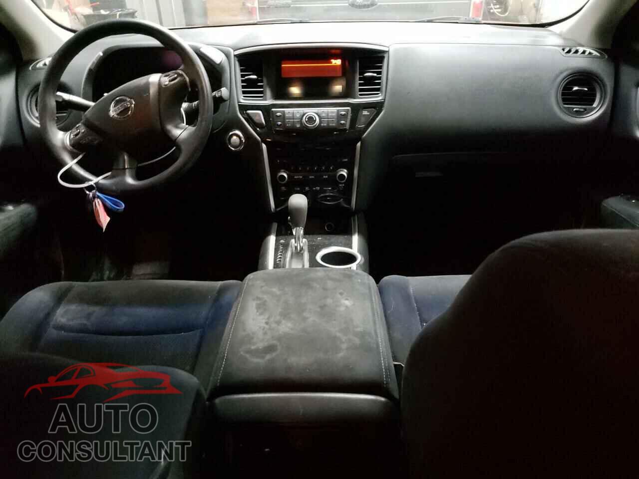 NISSAN PATHFINDER 2013 - 5N1AR2MM2DC623753