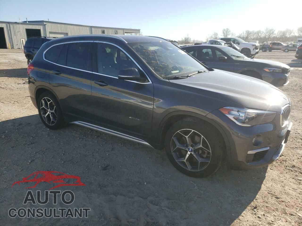 BMW X1 2016 - WBXHT3C32GP884657
