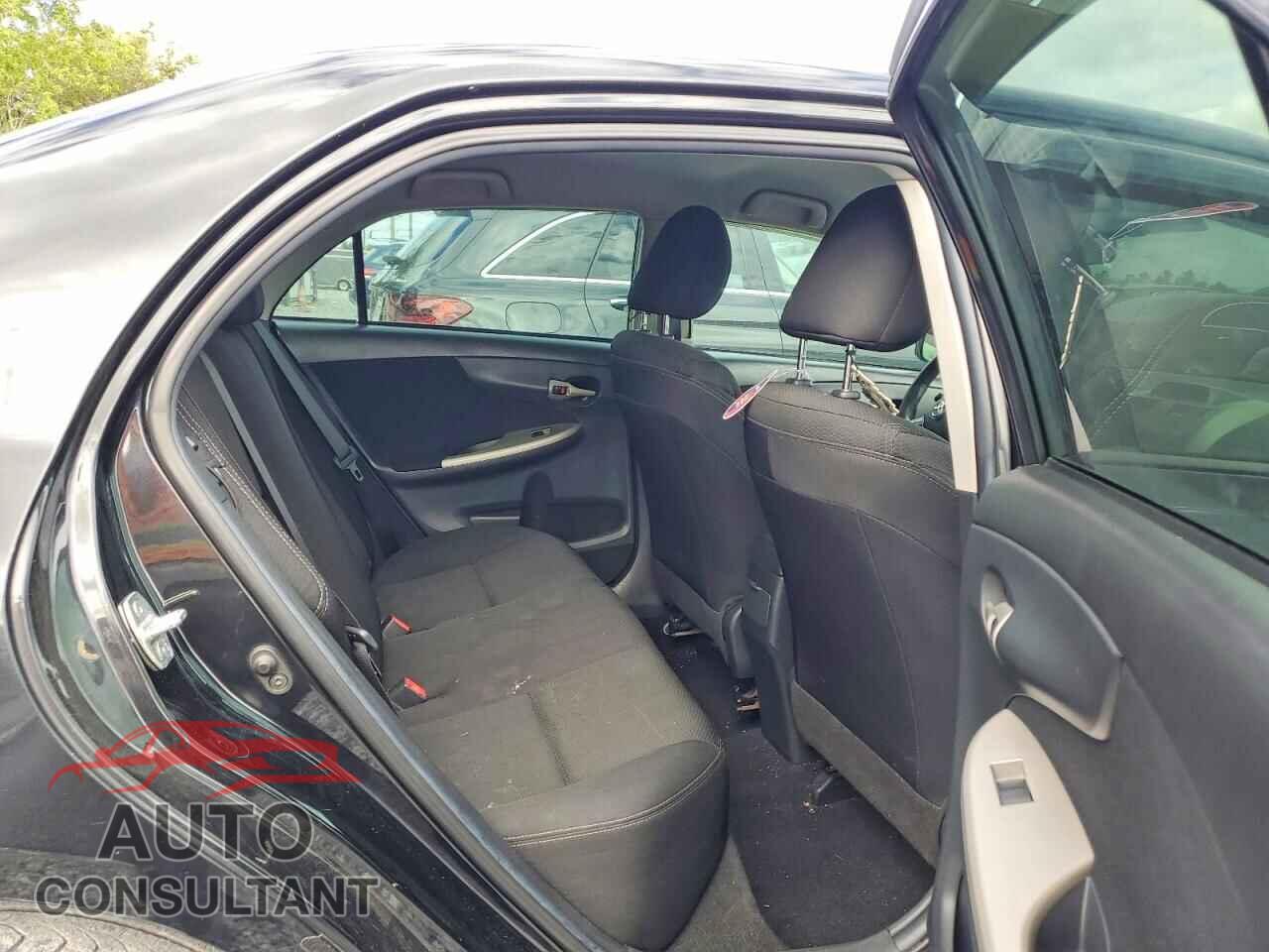 TOYOTA COROLLA 2013 - 5YFBU4EE5DP105055