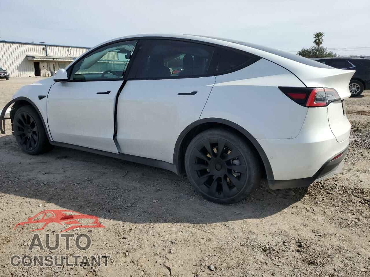TESLA MODEL Y 2021 - 5YJYGDED0MF124245