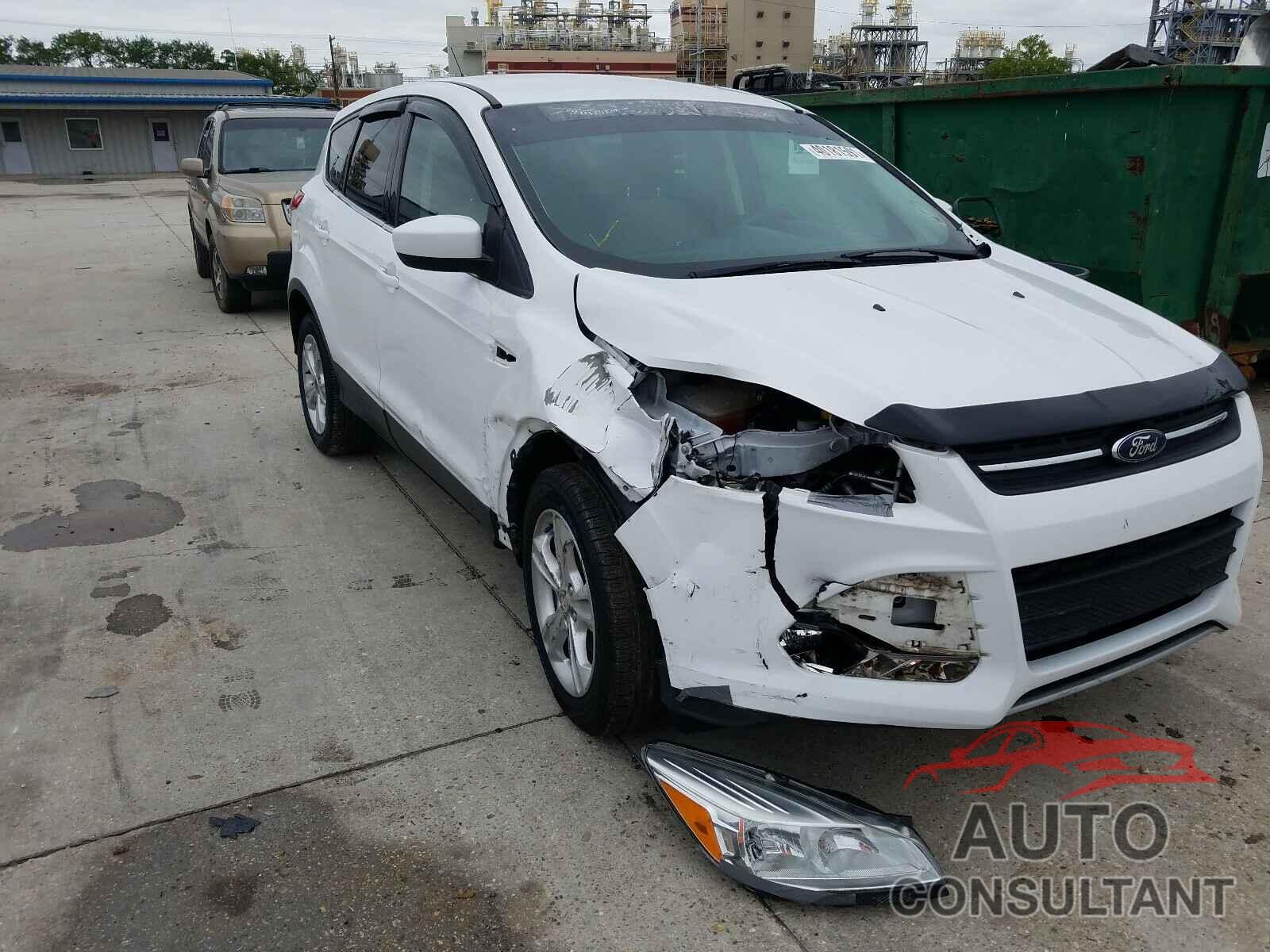 FORD ESCAPE 2016 - 1FMCU0GX2GUC66882