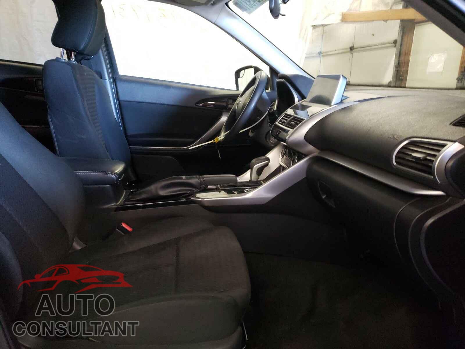 MITSUBISHI ECLIPSE 2019 - JA4AT4AA4KZ047308