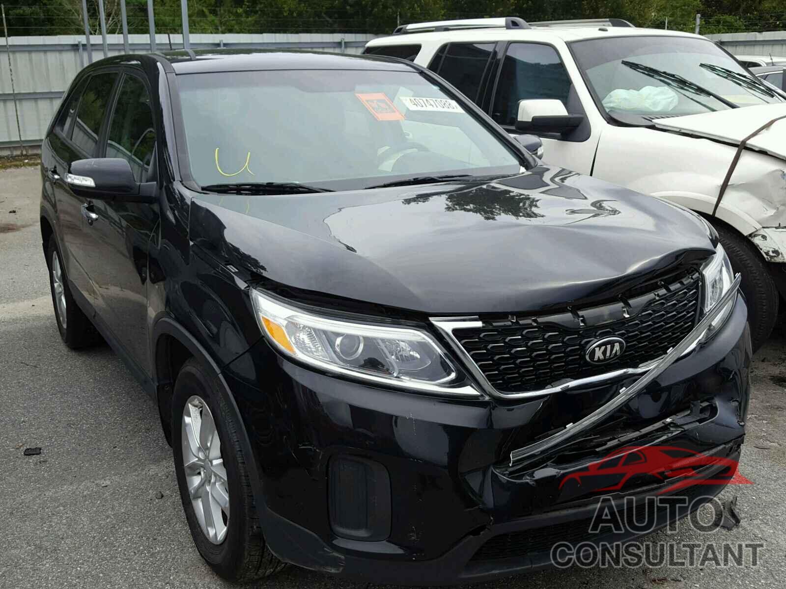 KIA SORENTO LX 2015 - 5XYKT3A67FG661080