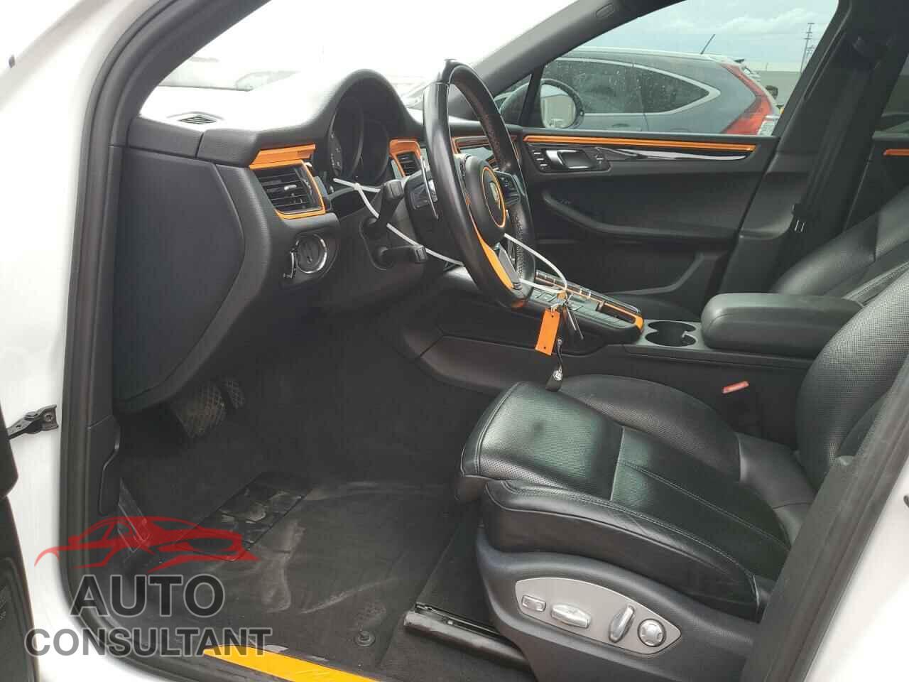 PORSCHE MACAN 2016 - WP1AB2A5XGLB51682