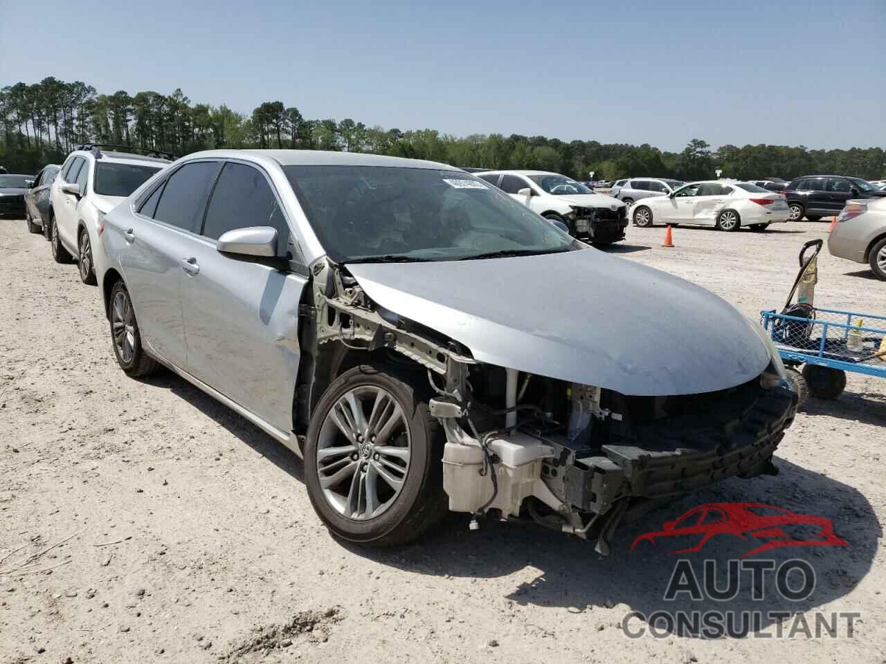 TOYOTA CAMRY 2016 - 4T1BF1FK0GU565000