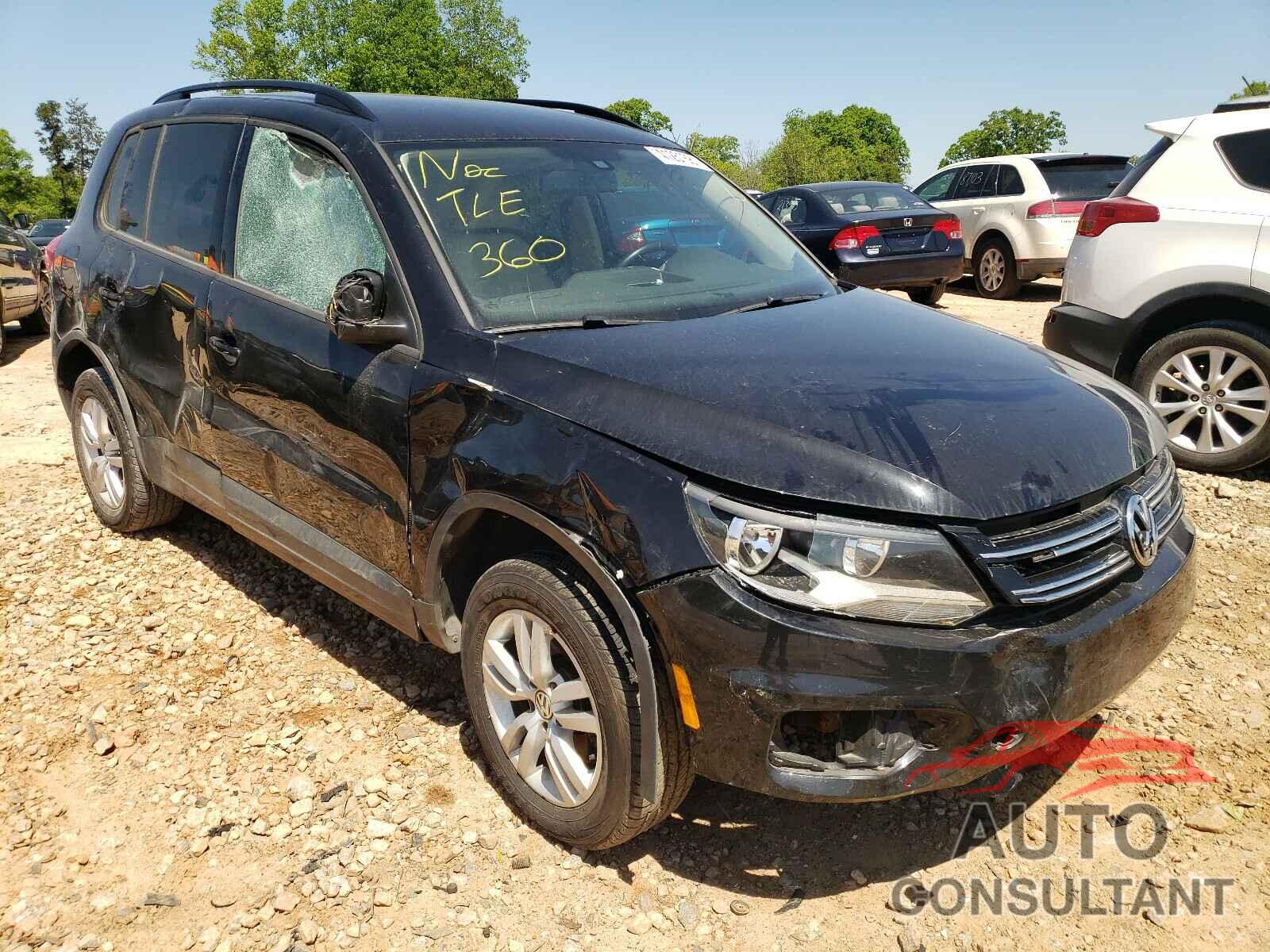 VOLKSWAGEN TIGUAN 2017 - WVGAV7AX6HK026852