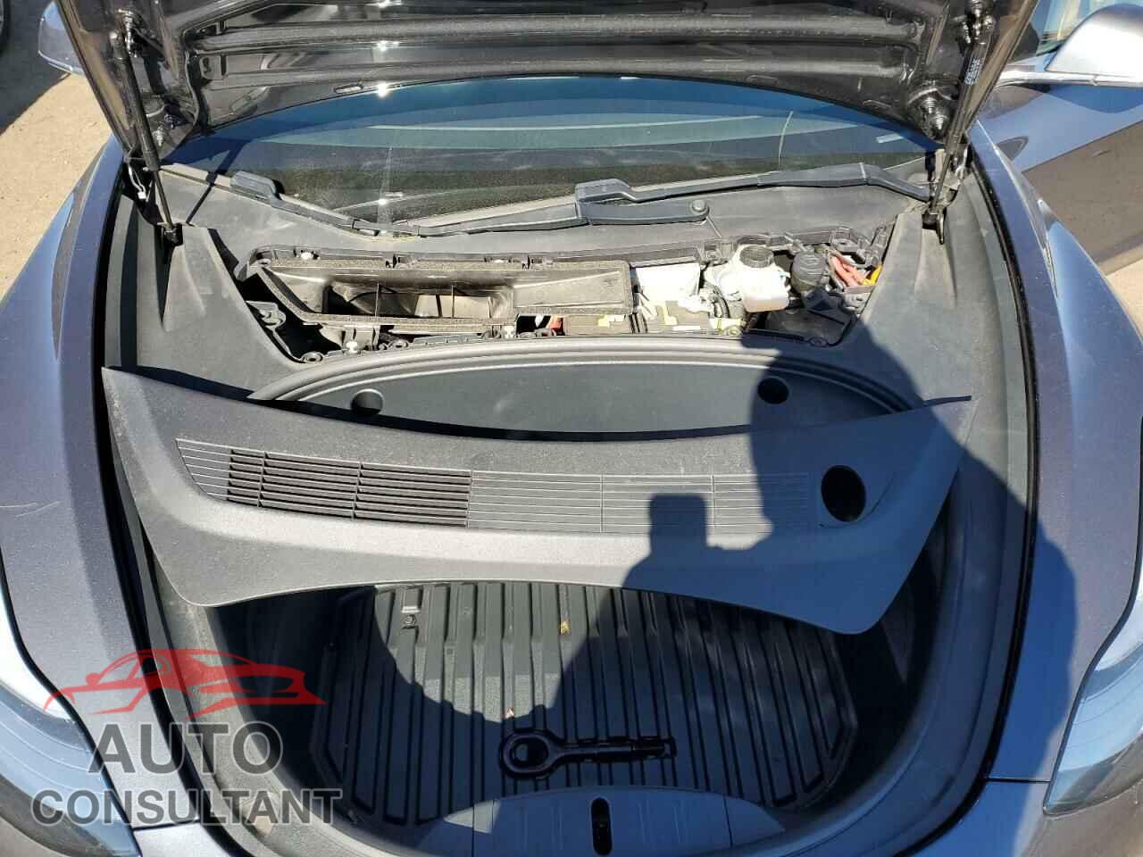 TESLA MODEL 3 2020 - 5YJ3E1EA4LF797672