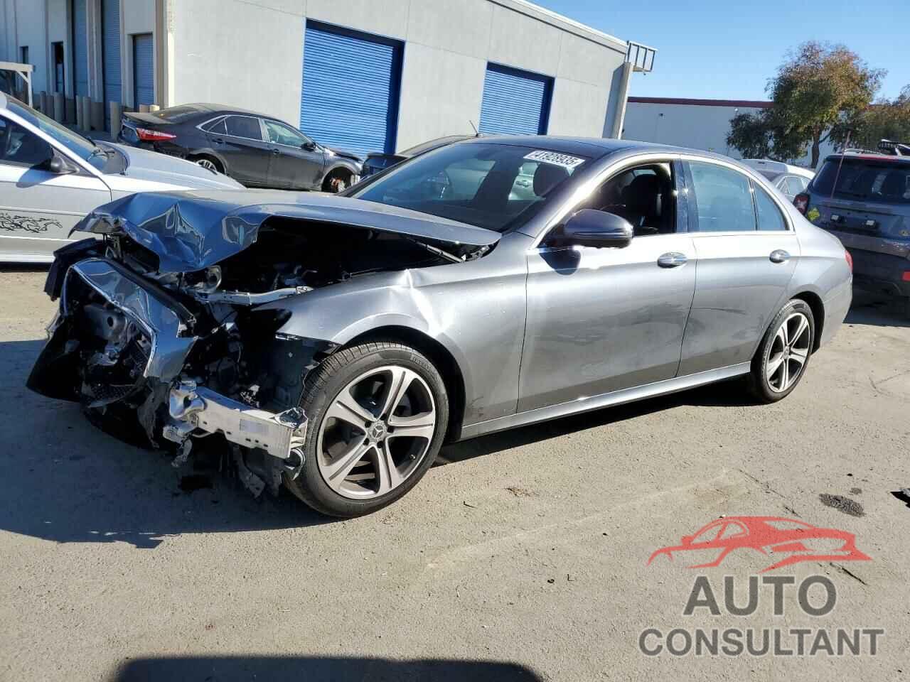 MERCEDES-BENZ E-CLASS 2019 - WDDZF4JB8KA571414