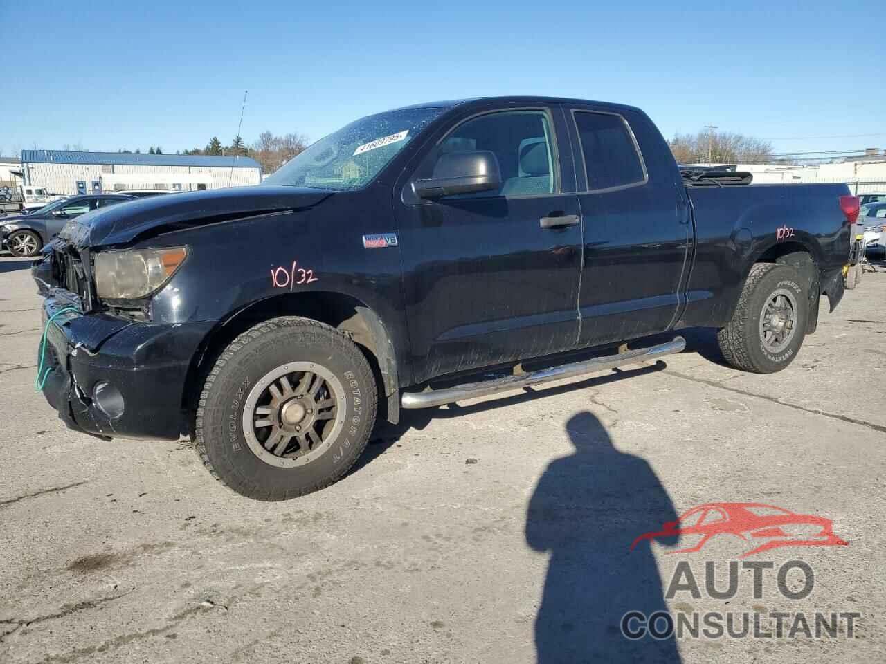 TOYOTA TUNDRA 2010 - 5TFUY5F10AX109185