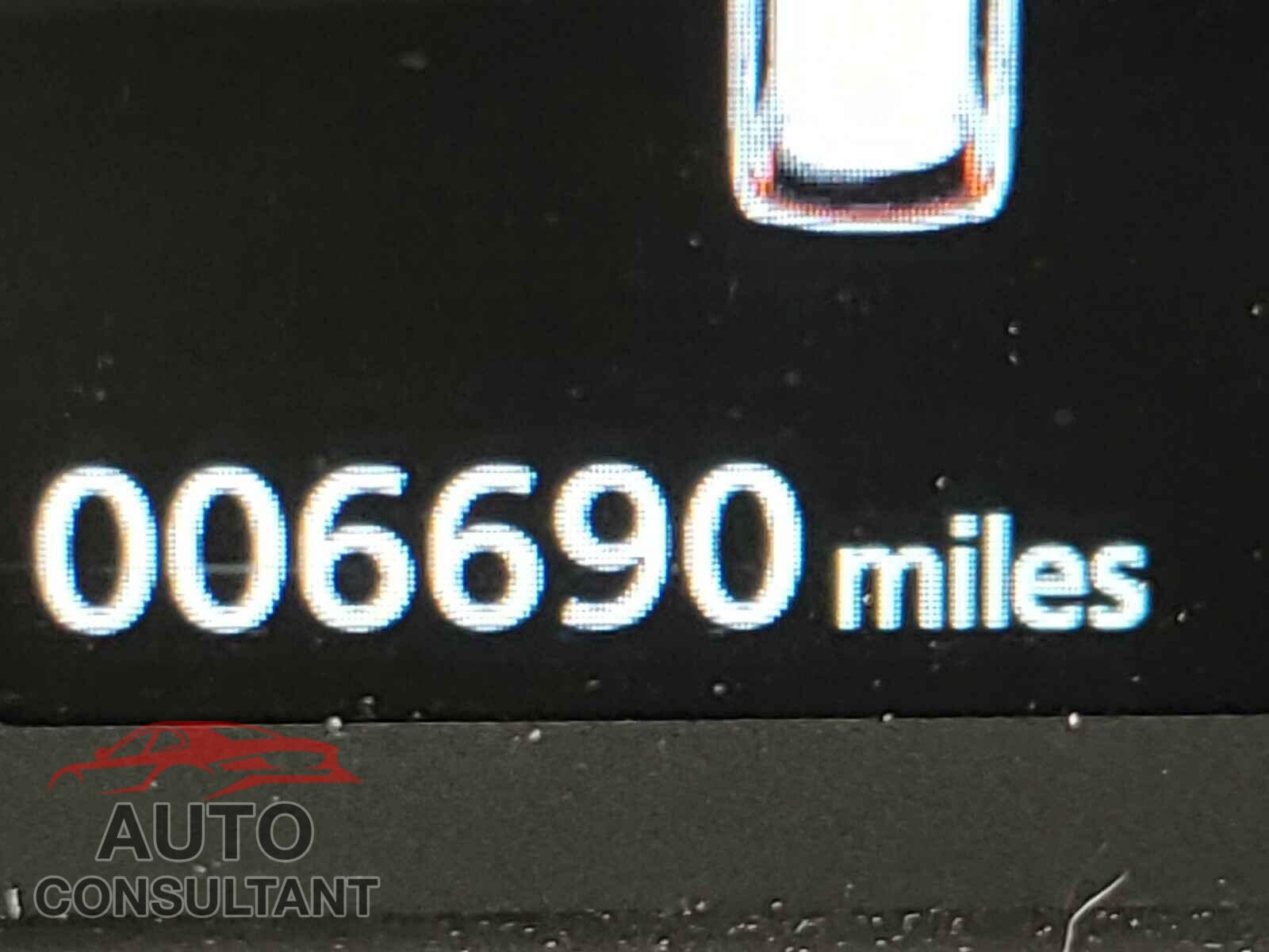 MITSUBISHI ECLIPSE 2018 - JA4AT5AA0JZ063428