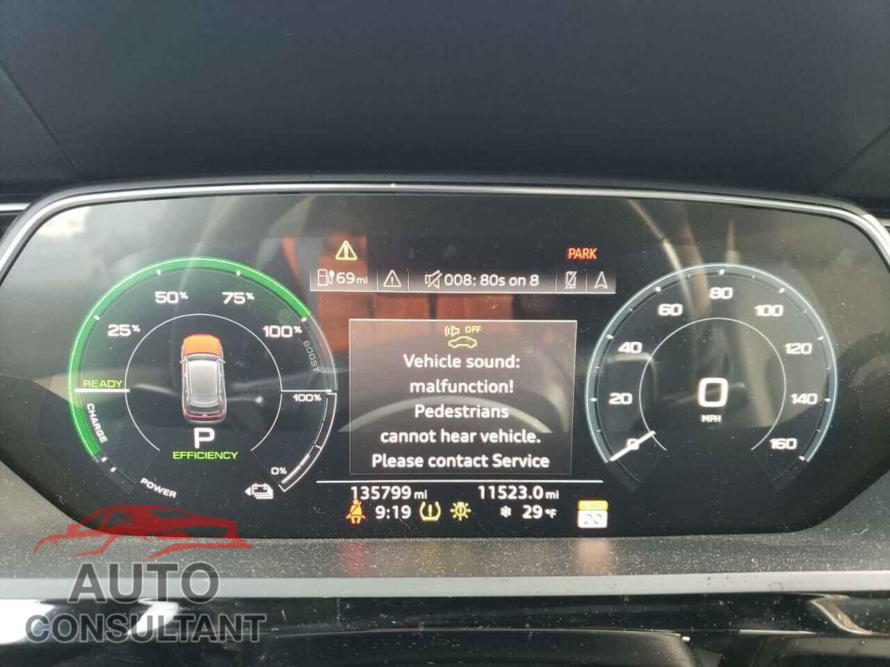 AUDI E-TRON 2019 - WA1LAAGE5KB008730