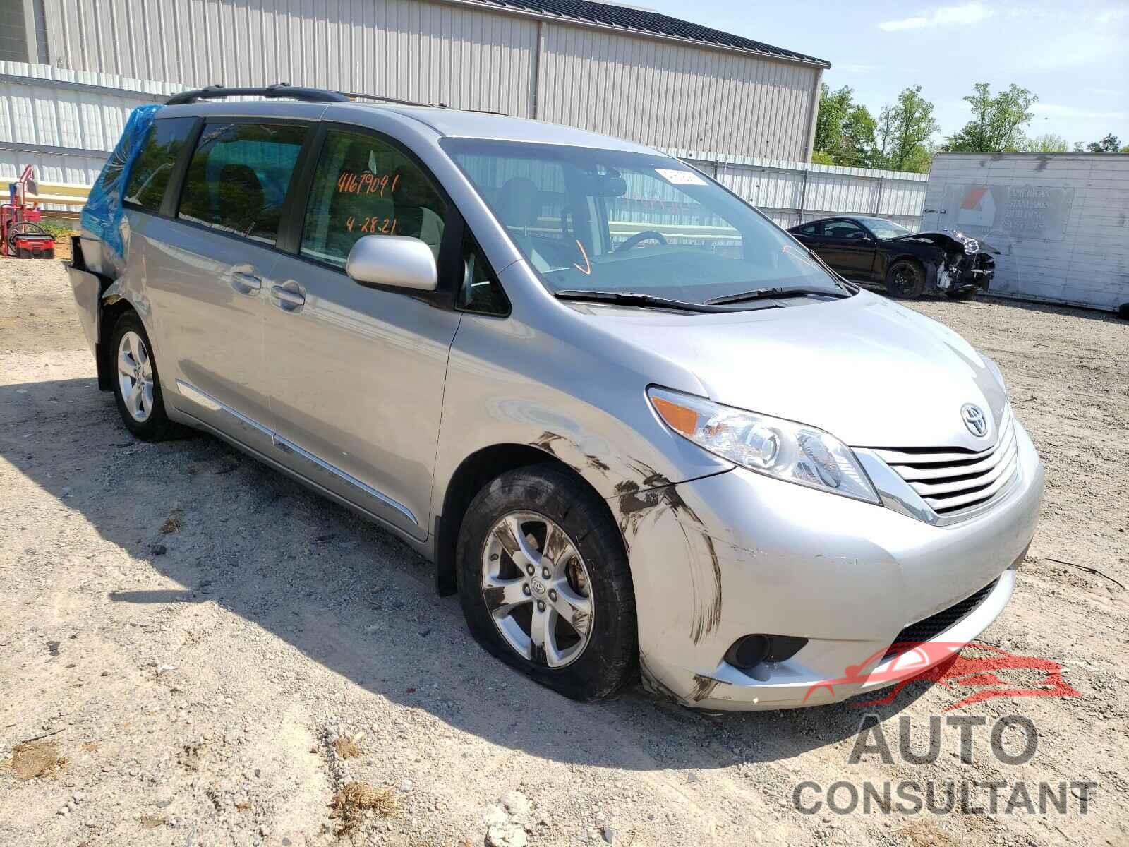 TOYOTA SIENNA 2017 - 5TDKZ3DC3HS852940