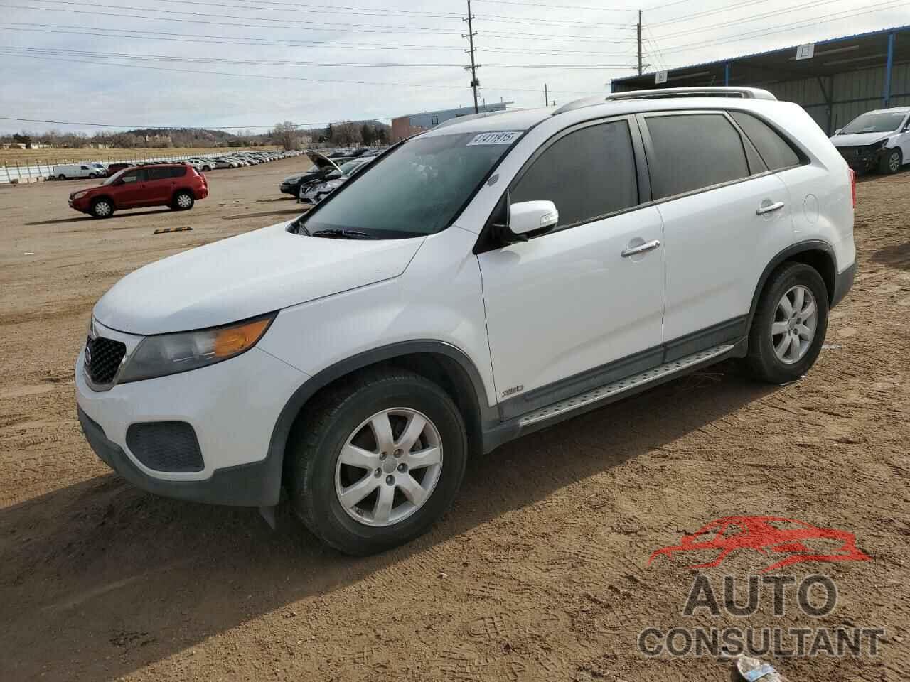 KIA SORENTO 2013 - 5XYKTDA25DG346147