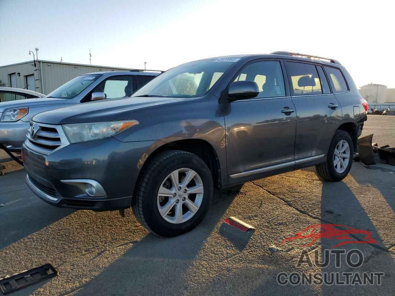 TOYOTA HIGHLANDER 2012 - 5TDZK3EH8CS083664