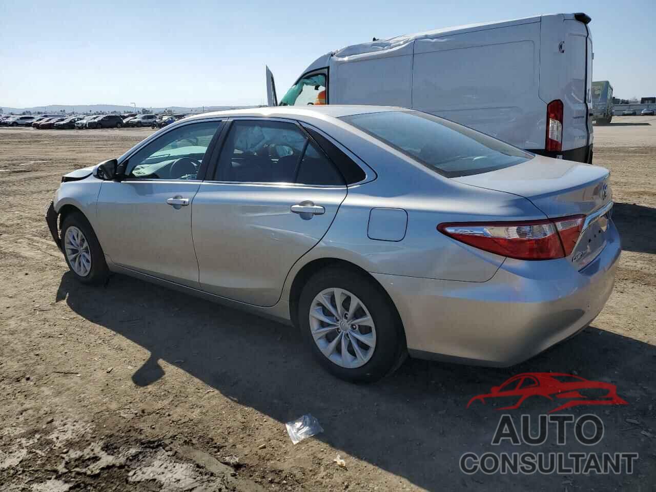 TOYOTA CAMRY 2016 - 4T4BF1FK3GR581195
