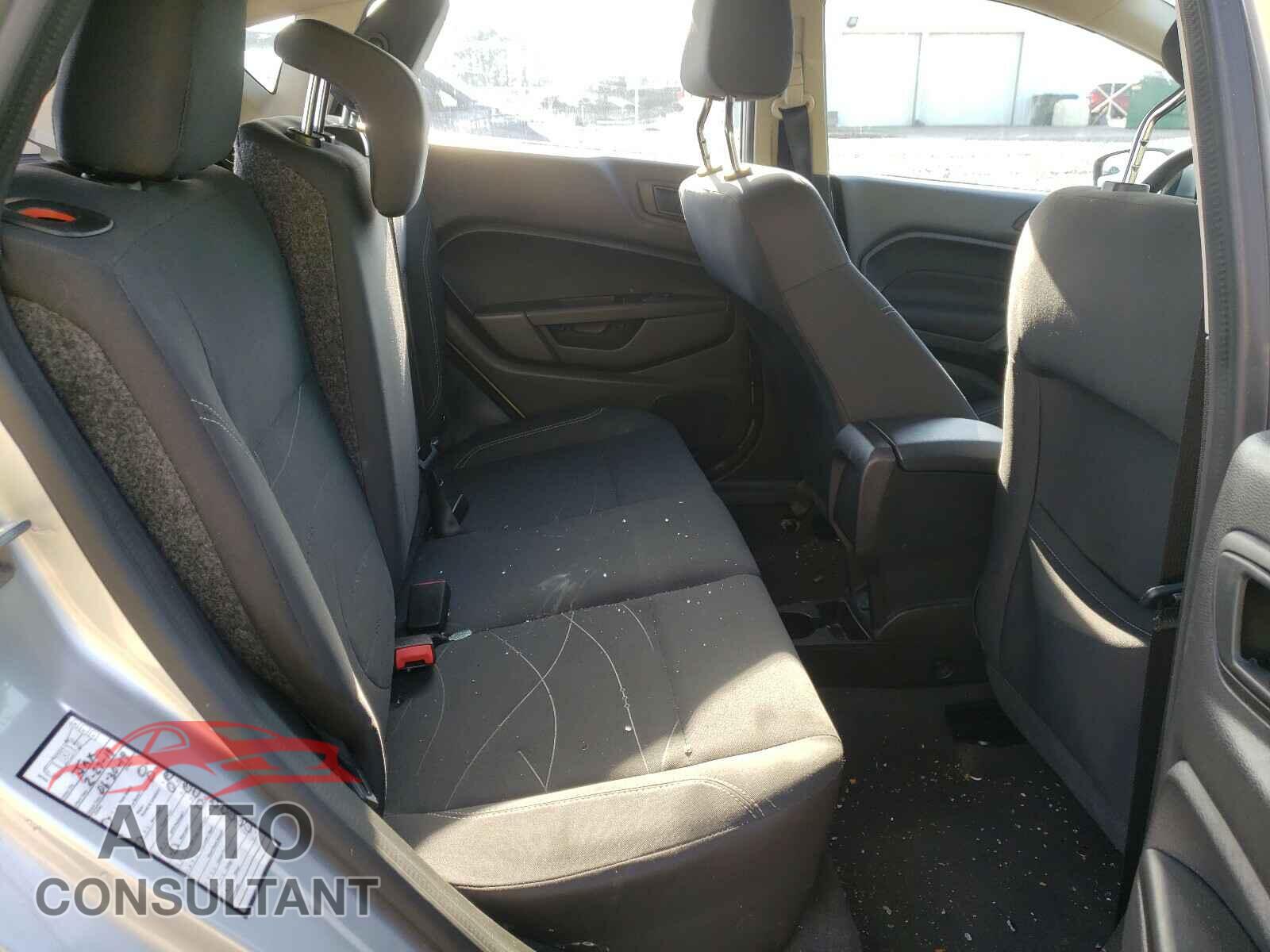 FORD FIESTA 2019 - 3FADP4EJ8KM123783