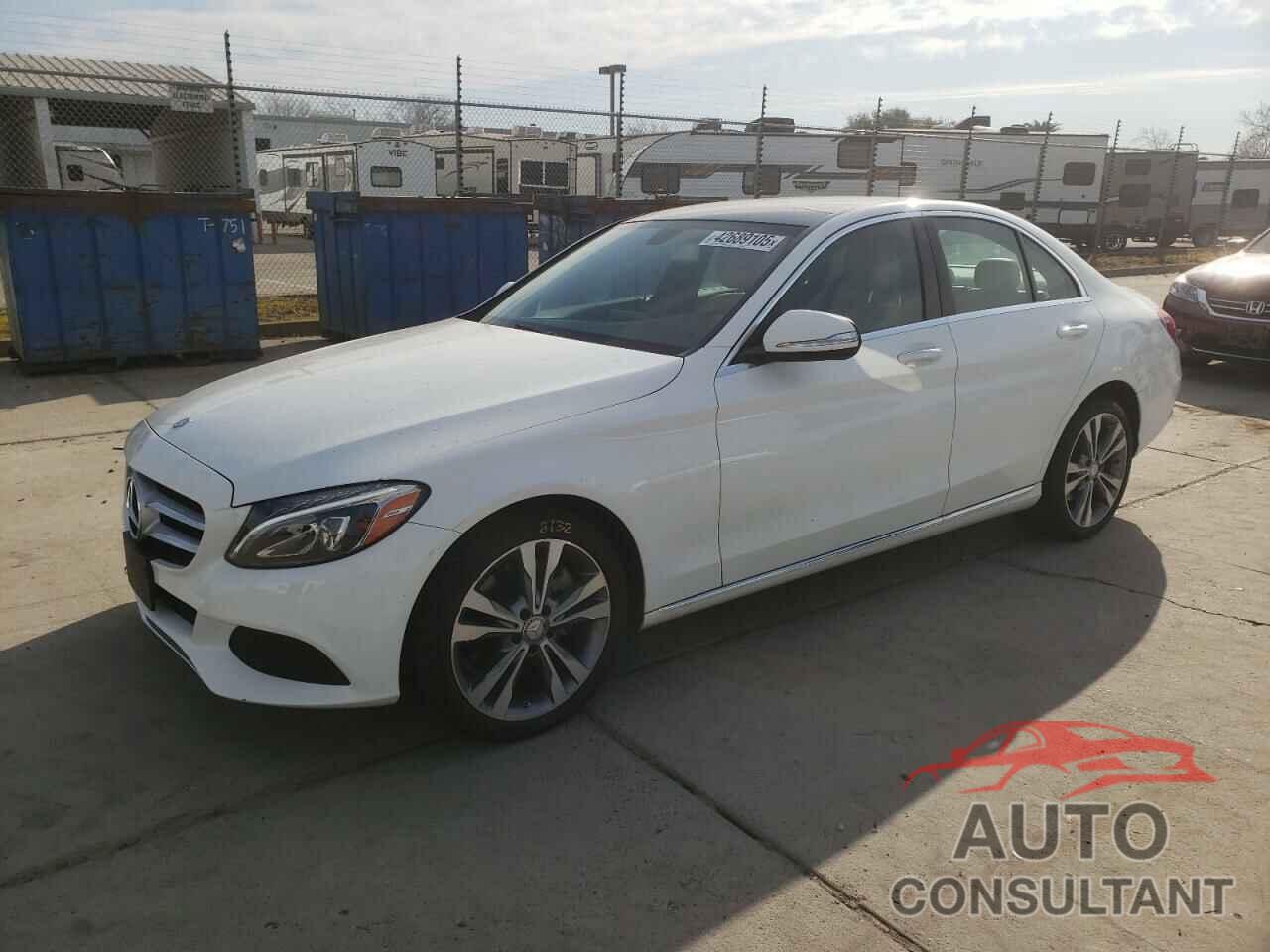 MERCEDES-BENZ C-CLASS 2015 - 55SWF4KB4FU032666