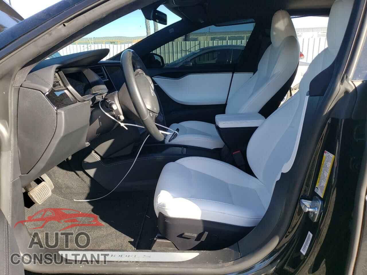 TESLA MODEL S 2020 - 5YJSA1E22LF363296
