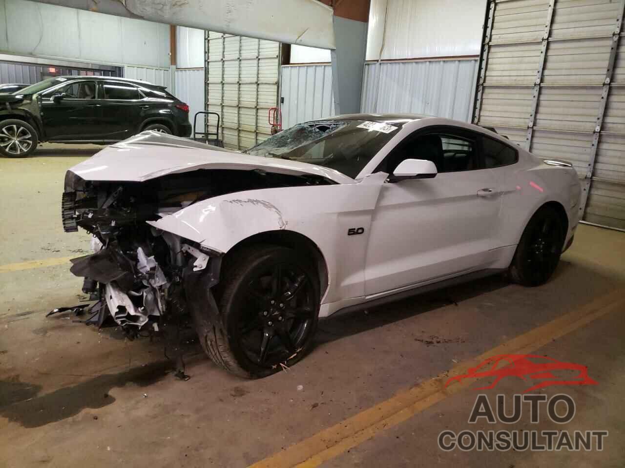 FORD MUSTANG 2019 - 1FA6P8CF8K5158165