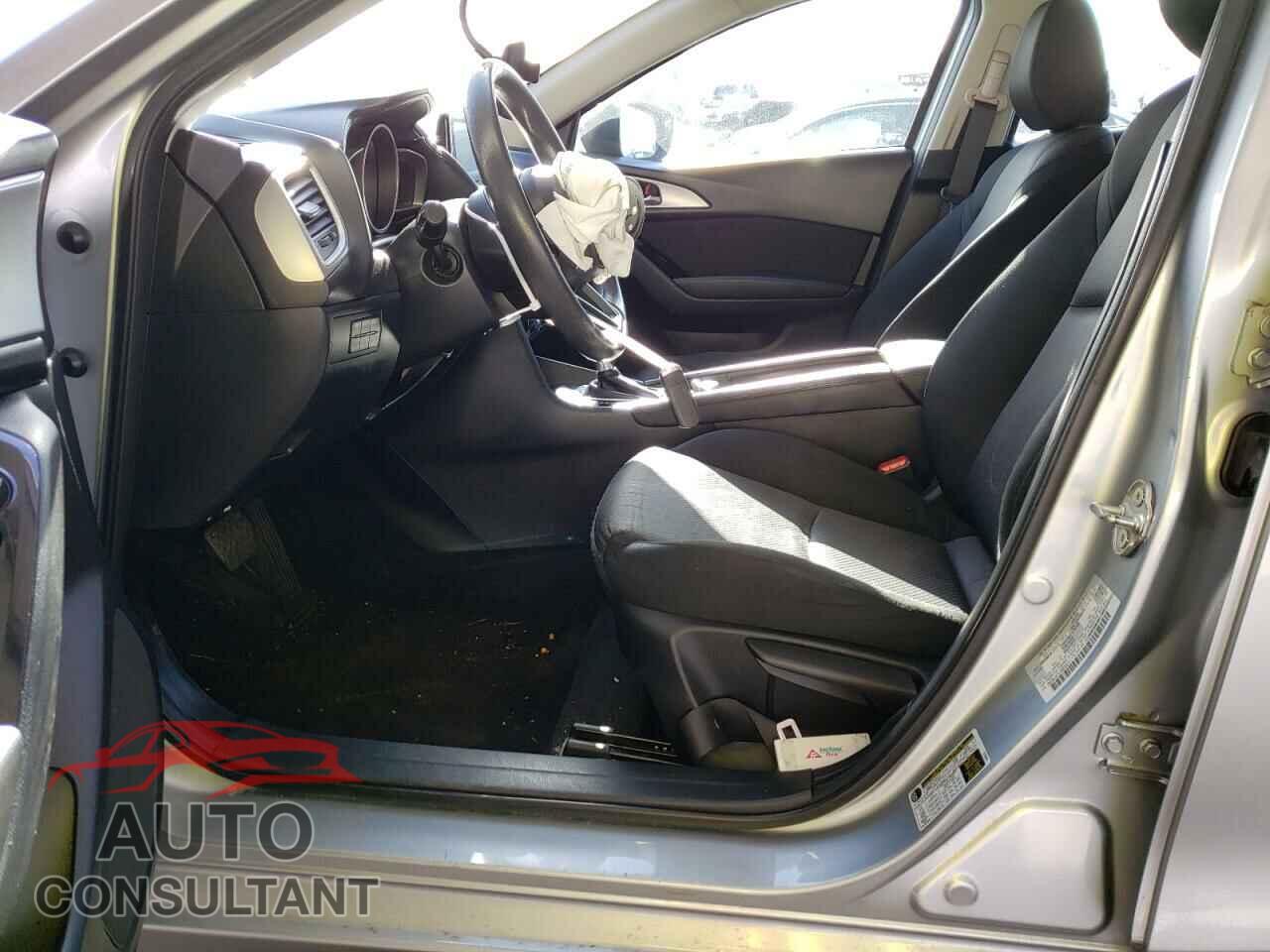 MAZDA 3 2018 - 3MZBN1K7XJM200311