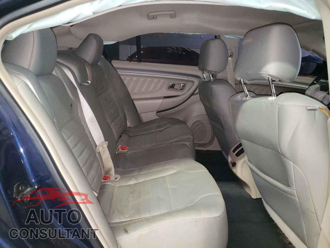 FORD TAURUS 2017 - 1FAHP2D86HG129945
