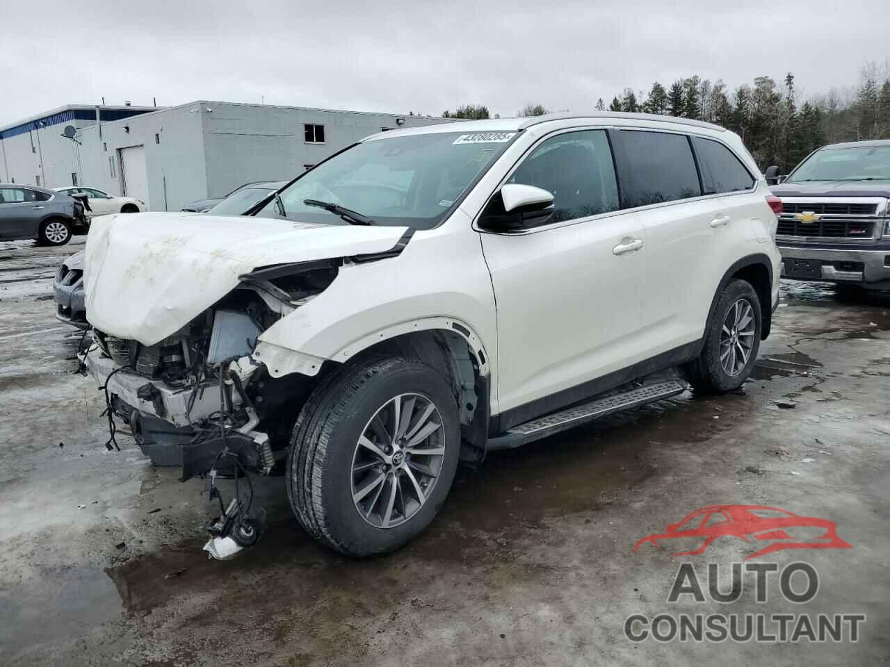 TOYOTA HIGHLANDER 2019 - 5TDJZRFH5KS567302