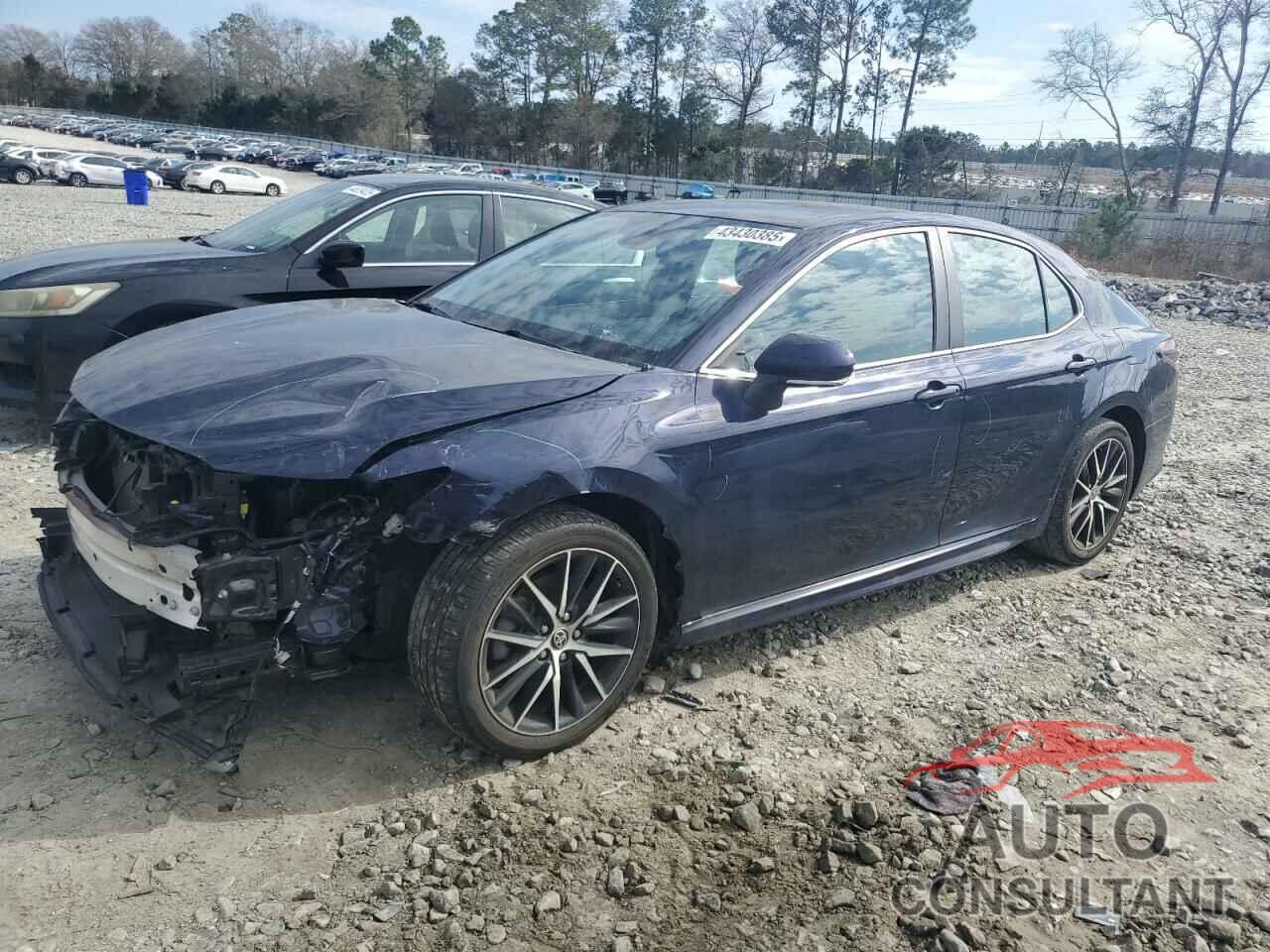 TOYOTA CAMRY 2021 - 4T1T11AKXMU605105