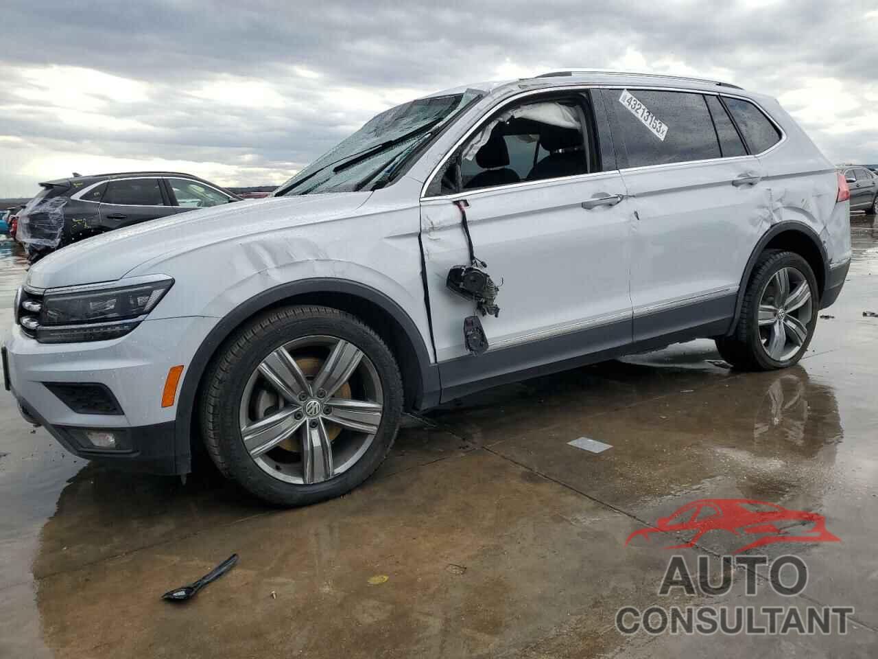 VOLKSWAGEN TIGUAN 2018 - 3VV5B7AX4JM115835