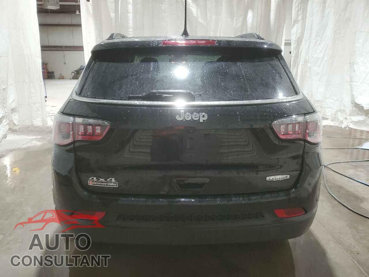 JEEP COMPASS 2020 - 3C4NJDBB5LT101079