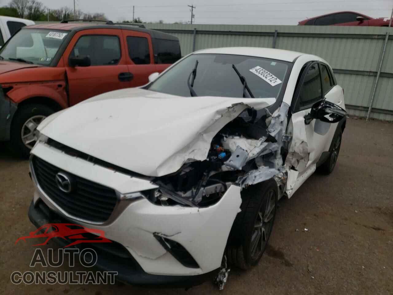MAZDA CX-3 2017 - JM1DKFC7XH0173561