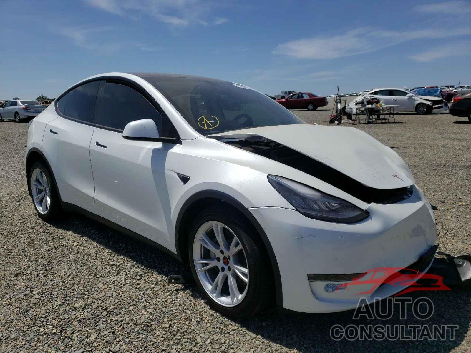 TESLA MODEL Y 2020 - 5YJYGDEE4LF050545