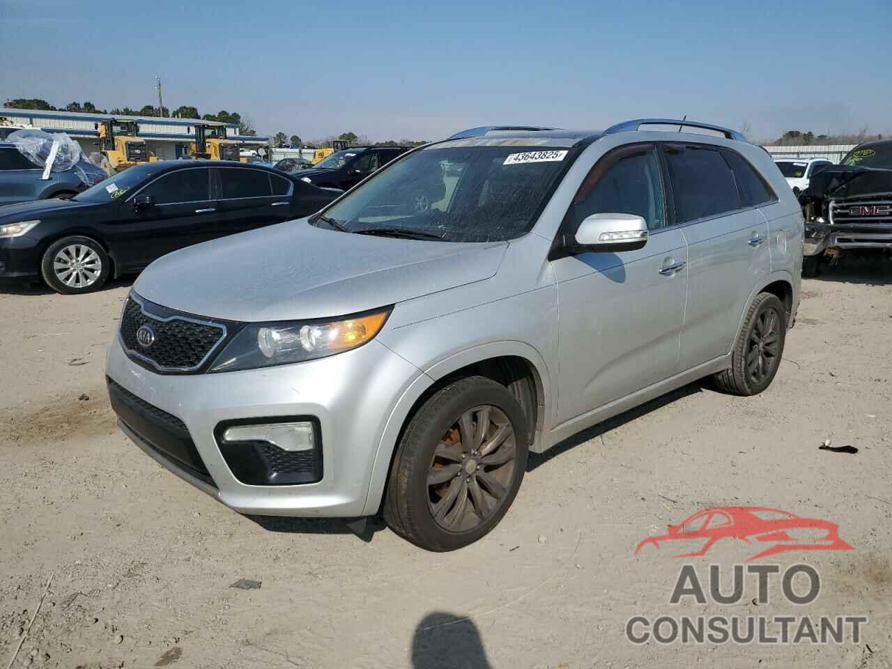 KIA SORENTO 2013 - 5XYKW4A26DG324245