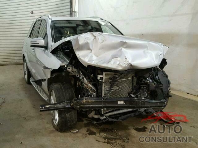 MERCEDES-BENZ ML 350 4MATIC 2015 - 4JGDA5HB4FA536417