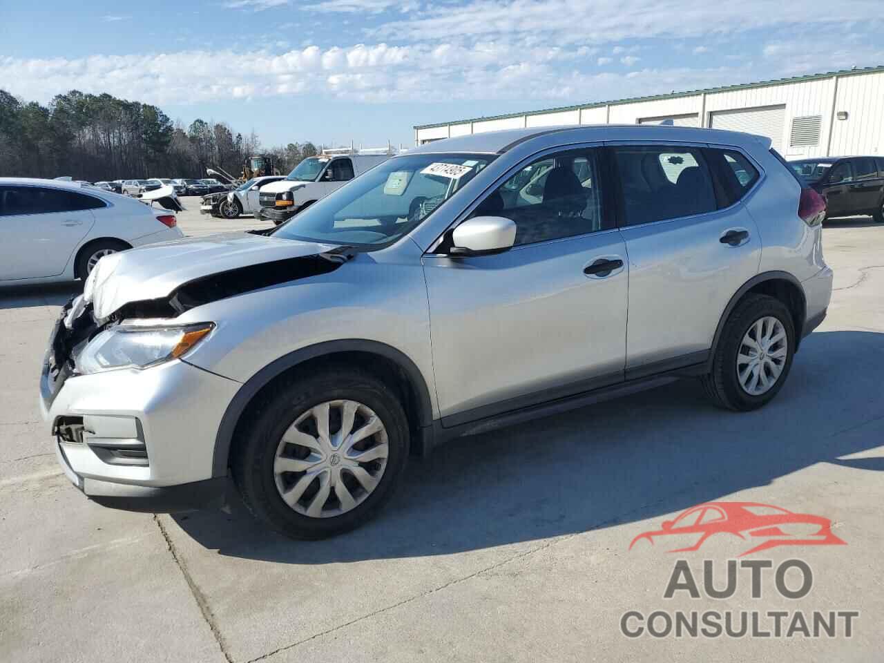 NISSAN ROGUE 2018 - KNMAT2MT0JP602711