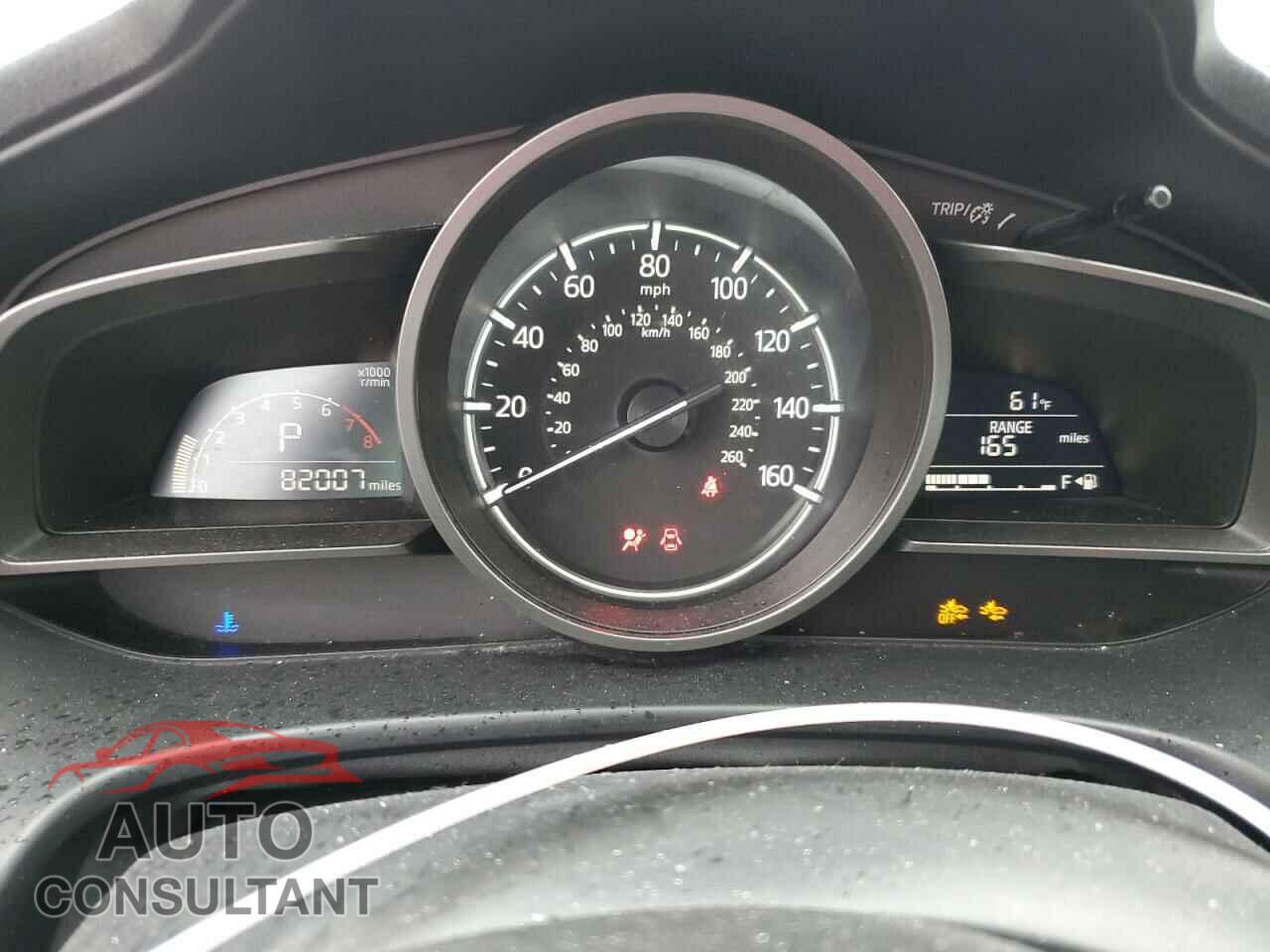 MAZDA 3 2018 - 3MZBN1K79JM175272