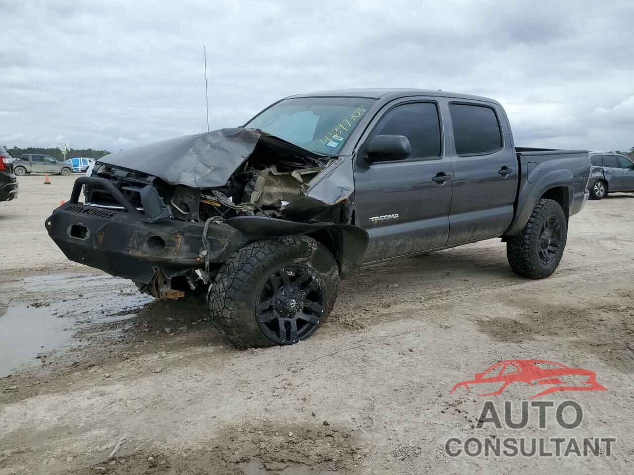 TOYOTA TACOMA 2015 - 5TFLU4EN2FX113574