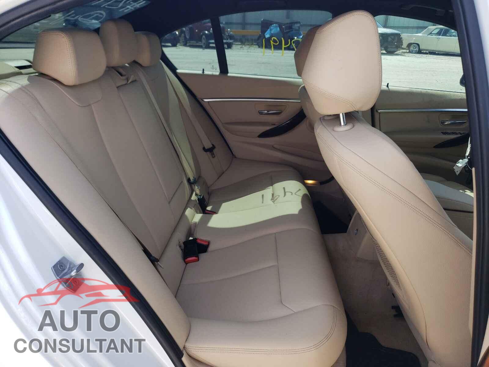 BMW 3 SERIES 2016 - WBA8E9G57GNU29074