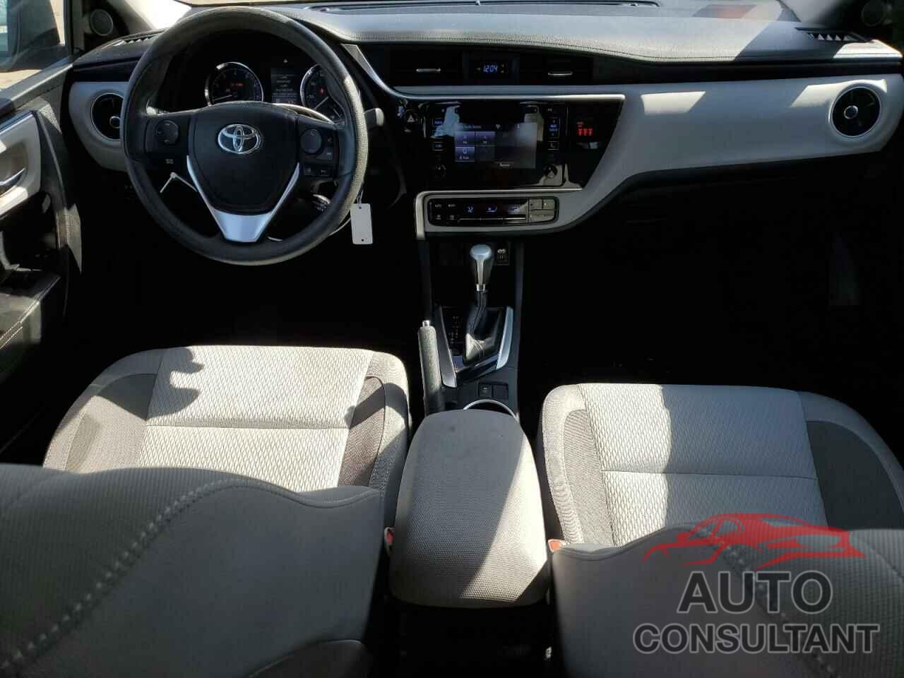 TOYOTA COROLLA 2018 - 2T1BURHE5JC985484